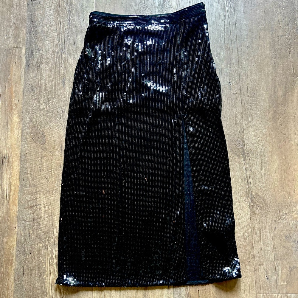 ✨ H&M Black Sequin Midi Skirt – Size US 10- NWT